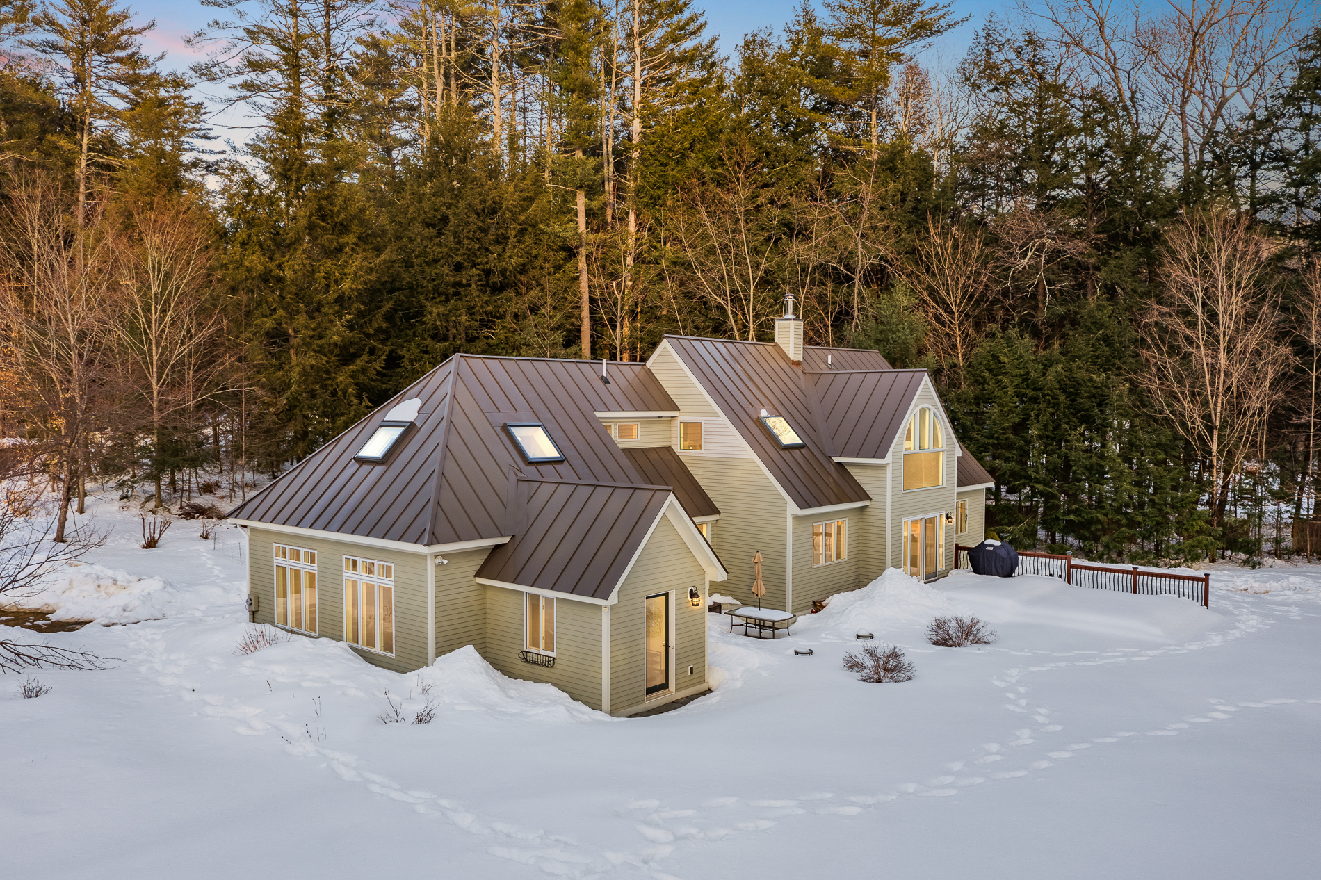 Stunning Contemporary Home For Sale in Quechee
